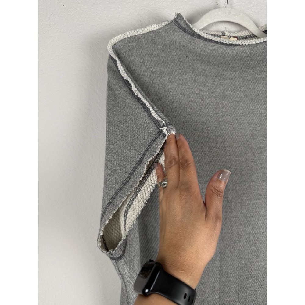 Pilcro Funnel Neck Gray Pullover Top Sweater Women's Medium Raw Hem Casual Boho - Picture 5 of 14